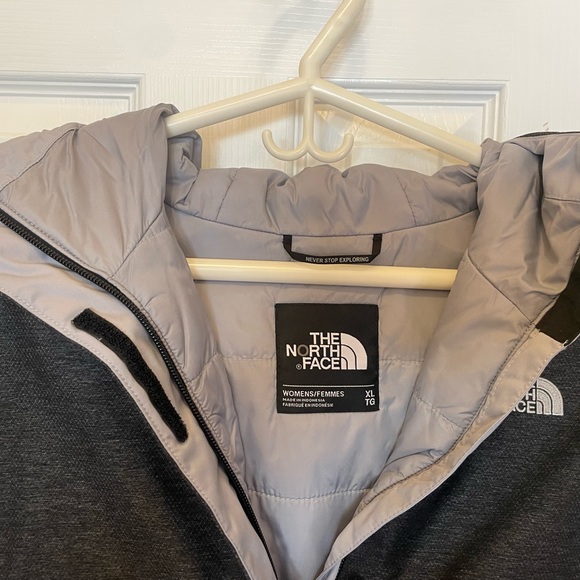 The North Face Coat - Picture 2 of 2